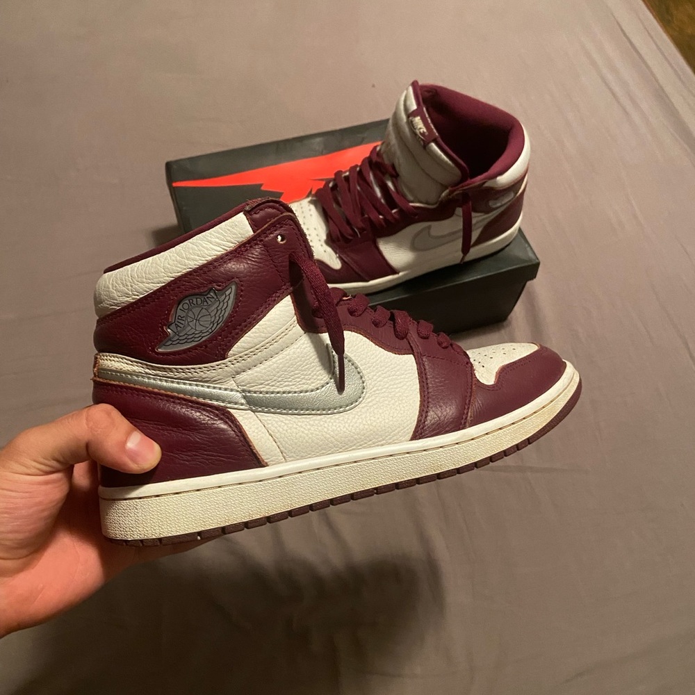 Nike Air Jordan 1 Retro High OG Bordeaux White